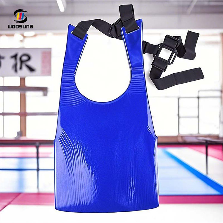 Батырылған таэквондо кеуде қорғаушысы