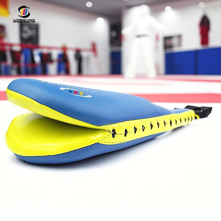 Екі бетті мақсатты тақта